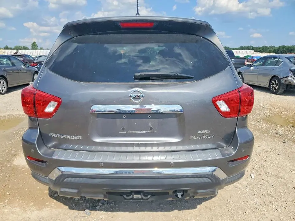 2017 NISSAN PATHFINDER PLATINUM  