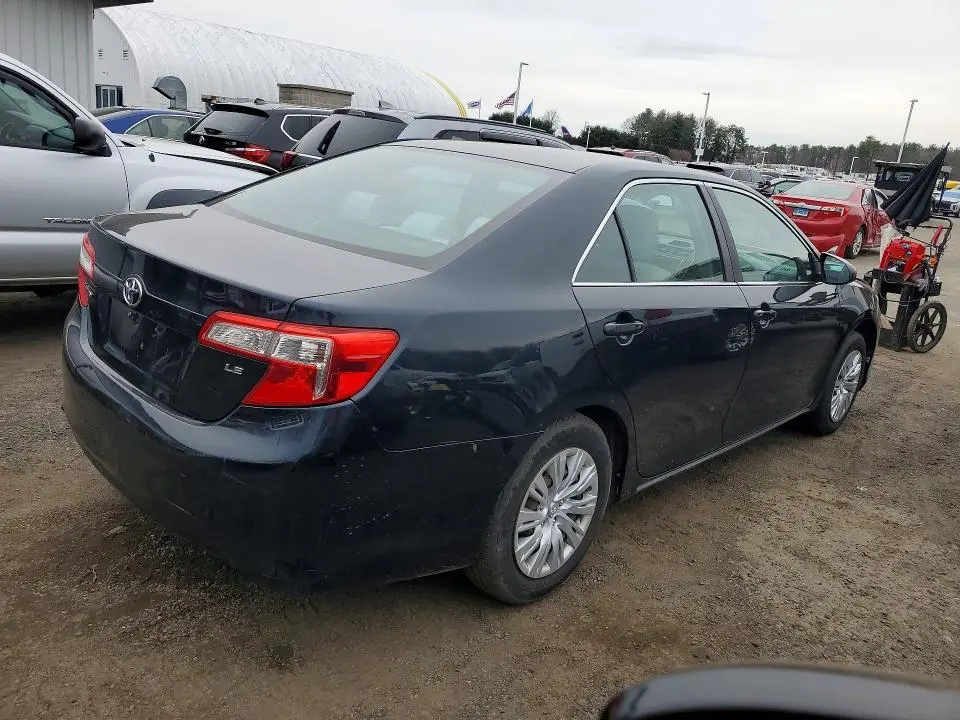 2012 TOYOTA CAMRY LE  