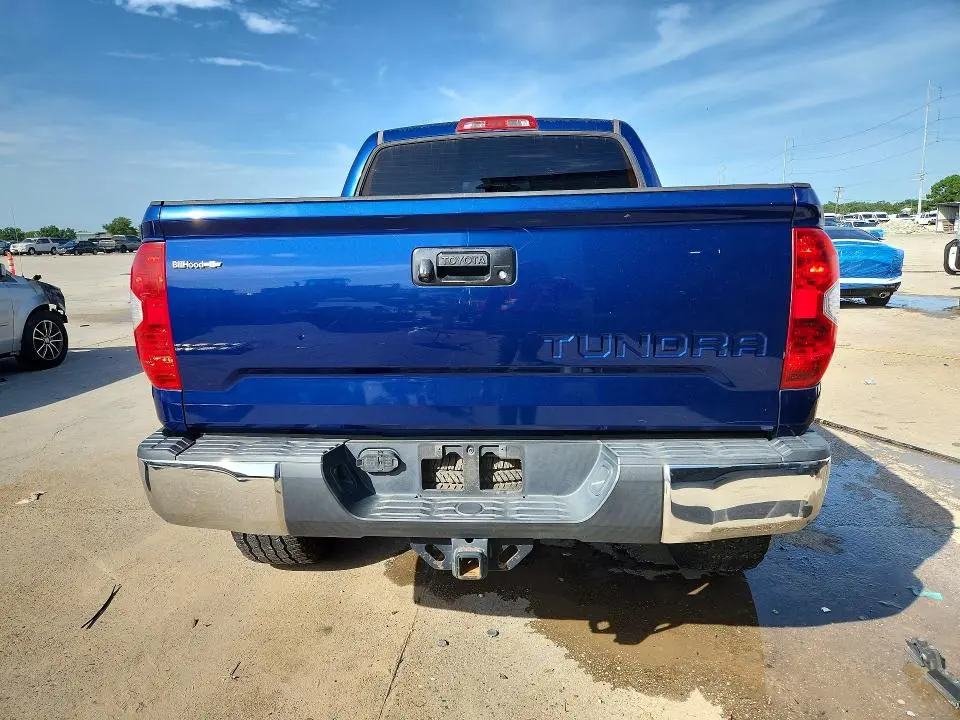 2014 TOYOTA TUNDRA CREWMAX SR5  