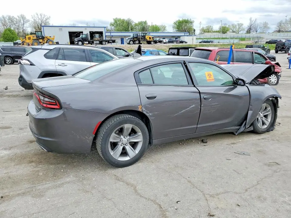 2017 DODGE CHARGER SXT  