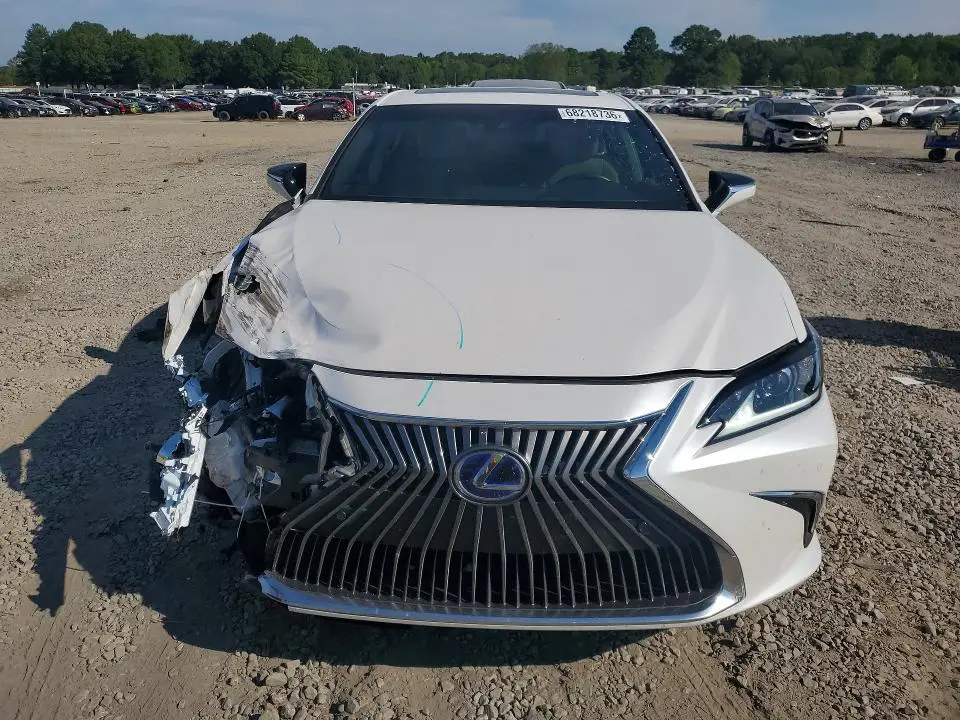 2020 LEXUS ES   