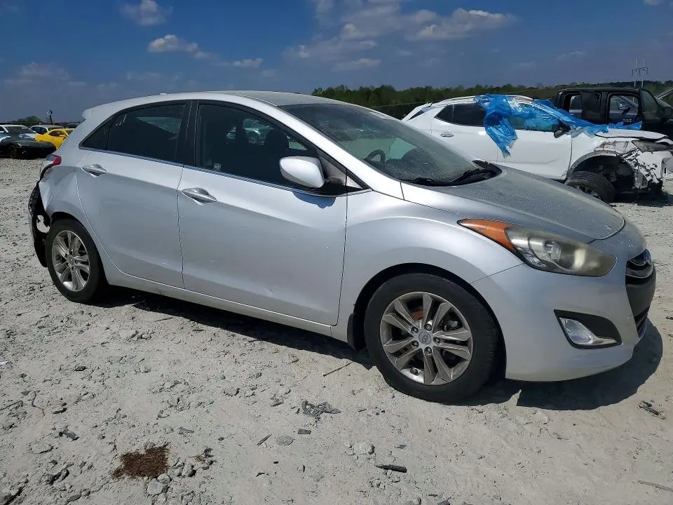 2013 HYUNDAI ELANTRA GT BASE  
