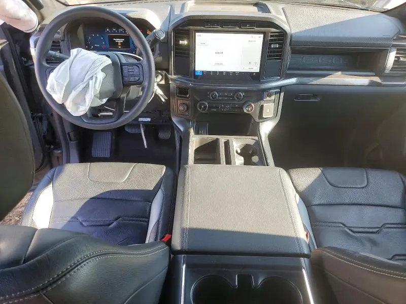 2024 FORD F150 STX  