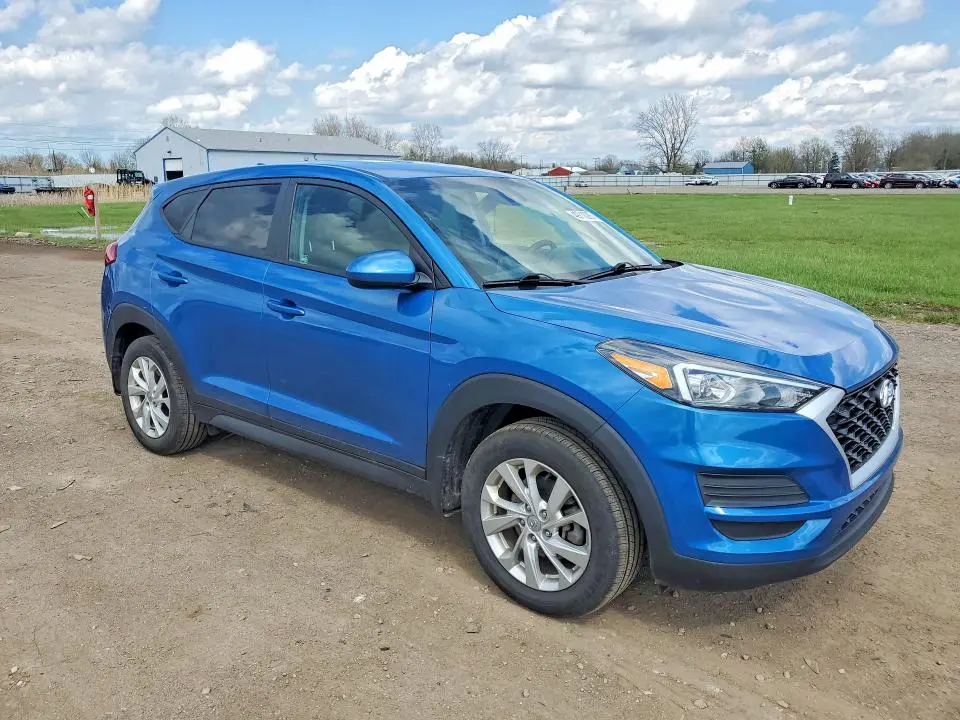 2020 HYUNDAI TUCSON SE  