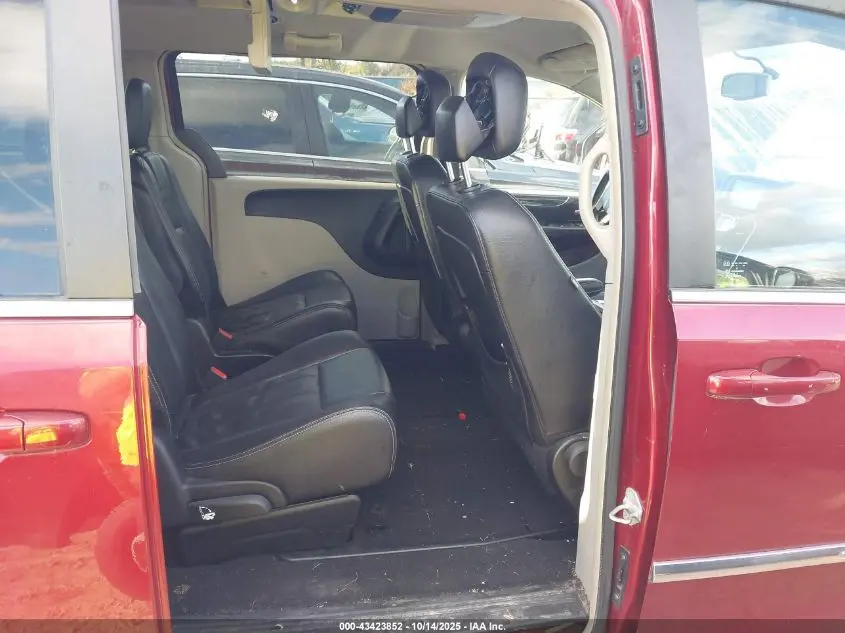 2014 CHRYSLER TOWN & COUNTRY TOURING