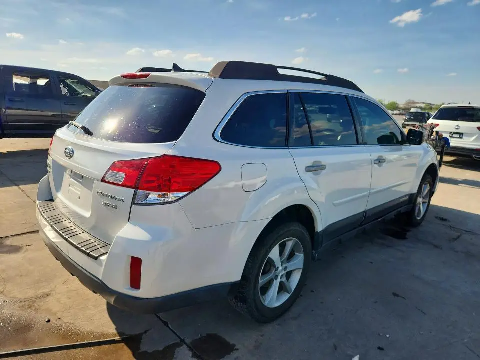 2013 SUBARU OUTBACK 3.6R LIMITED  