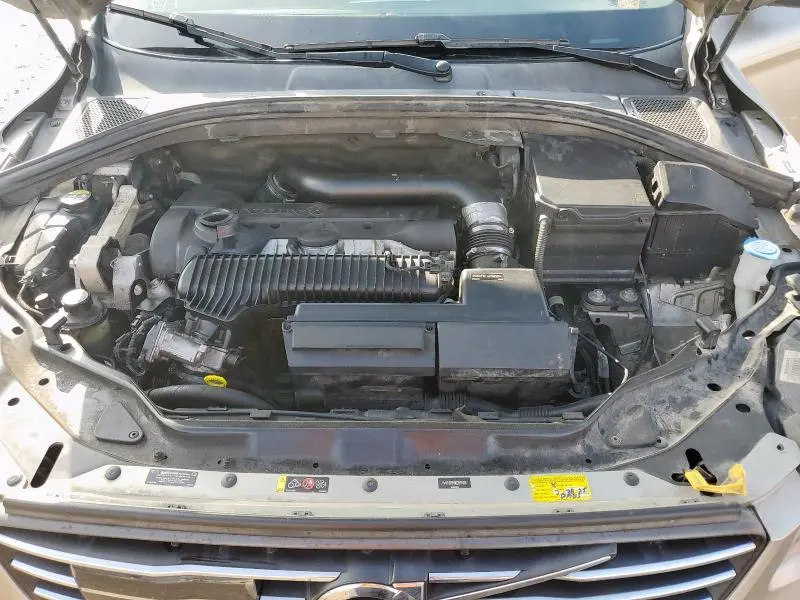 2016 VOLVO XC60 T5 PLATINUM  