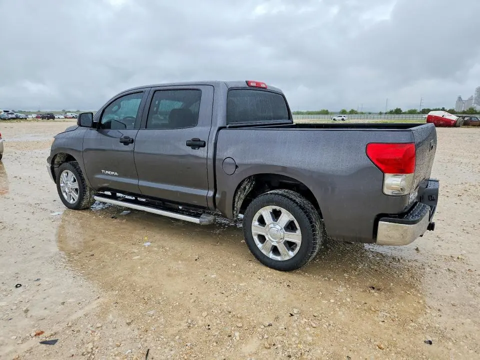2011 TOYOTA TUNDRA CREWMAX SR5  