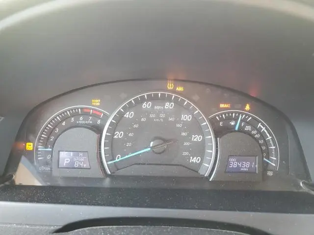2015 TOYOTA CAMRY LE  