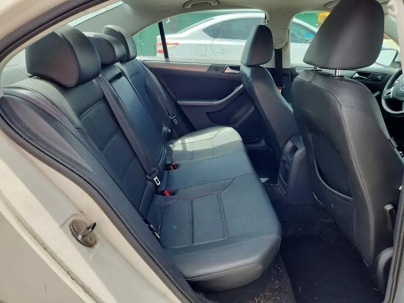 2013 VOLKSWAGEN JETTA TDI  