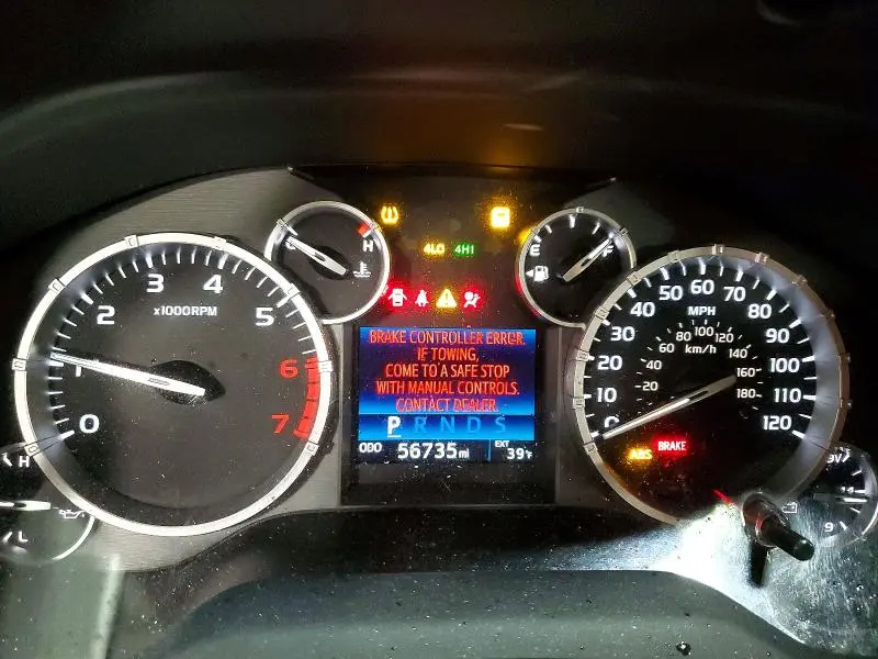 2017 TOYOTA TUNDRA SR5  