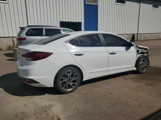 2020 HYUNDAI ELANTRA SEL  
