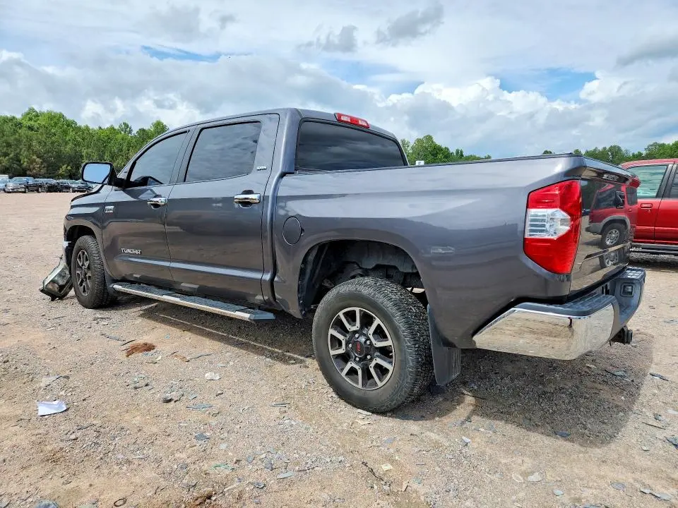 2018 TOYOTA TUNDRA CREWMAX SR5  