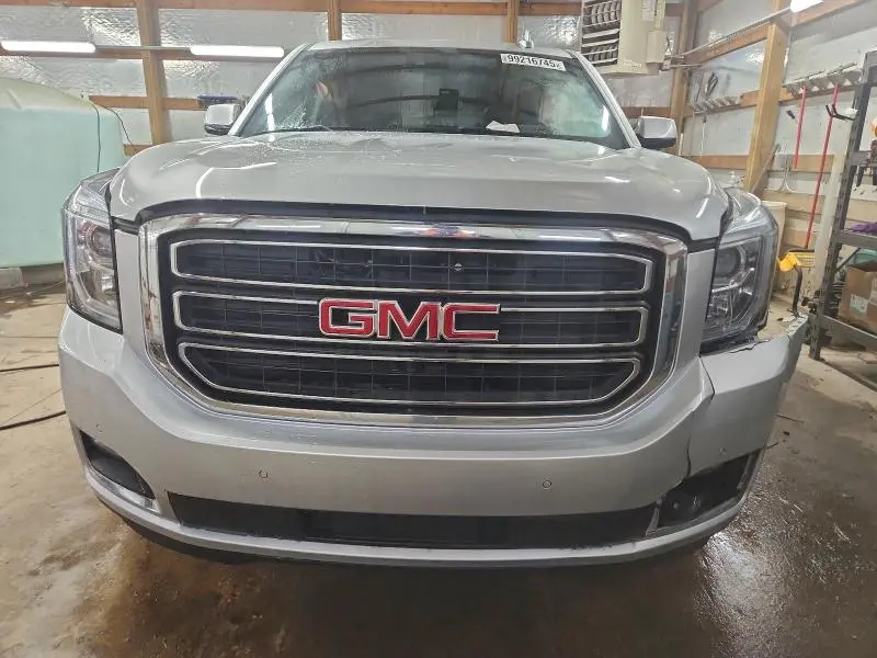 2017 GMC YUKON SLT  