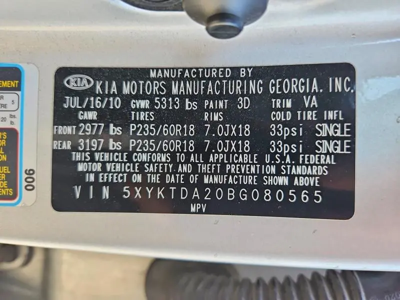 2011 KIA SORENTO LX  