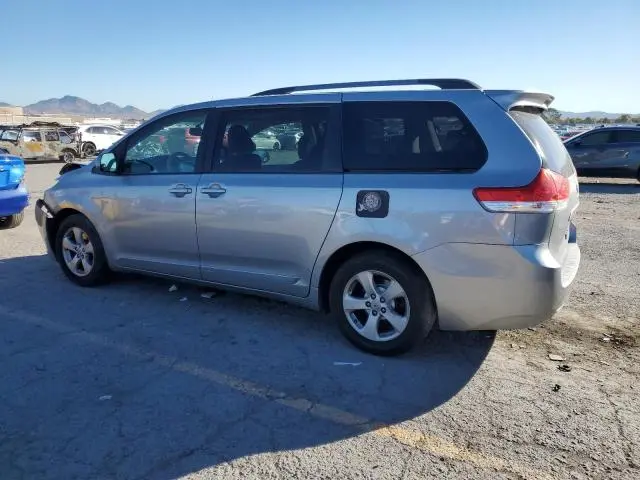 2011 TOYOTA SIENNA LE  