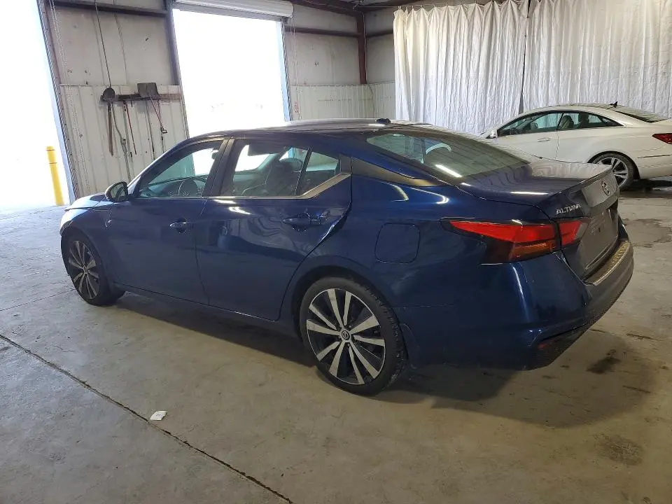 2020 NISSAN ALTIMA SR  