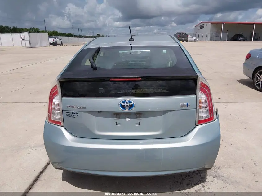 2012 TOYOTA PRIUS THREE