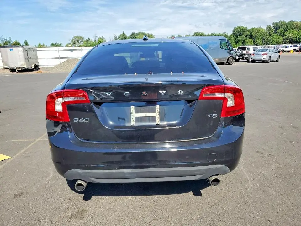 2013 VOLVO S60 T5  