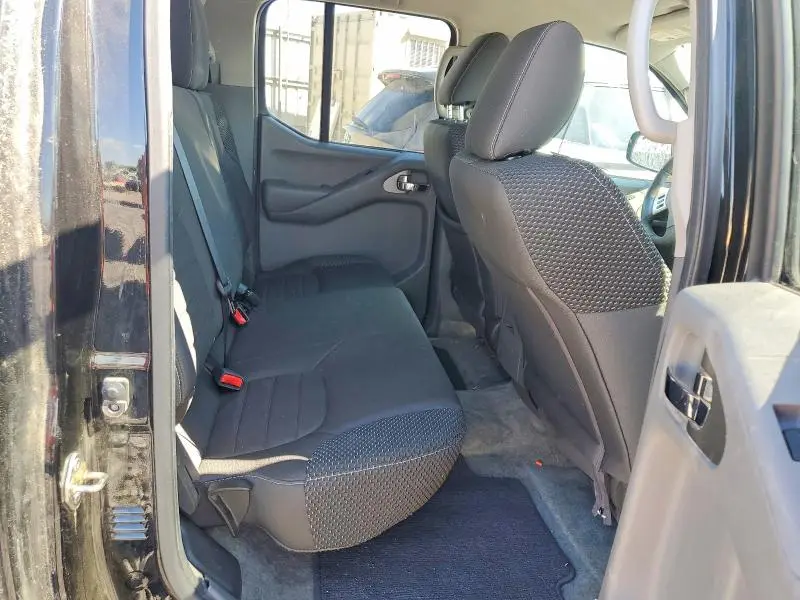 2016 NISSAN FRONTIER DESERT RUNNER  