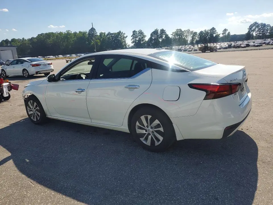 2019 NISSAN ALTIMA S  