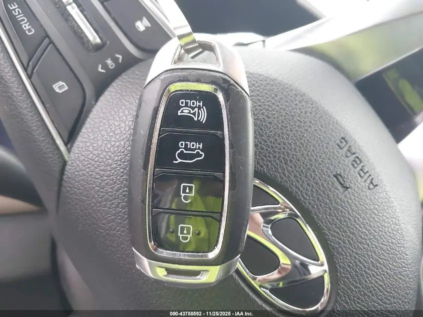 2019 HYUNDAI SANTA FE SEL