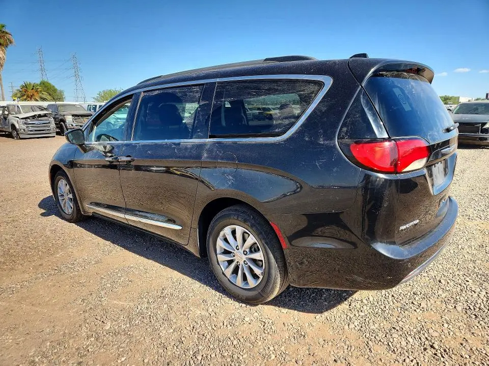 2017 CHRYSLER PACIFICA TOURING L  