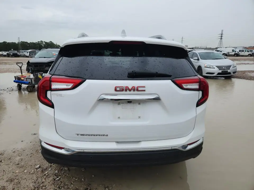 2023 GMC TERRAIN SLT  