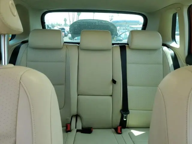 2011 VOLKSWAGEN TIGUAN S  