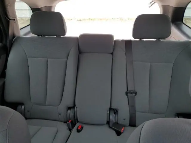 2011 HYUNDAI SANTA FE GLS  