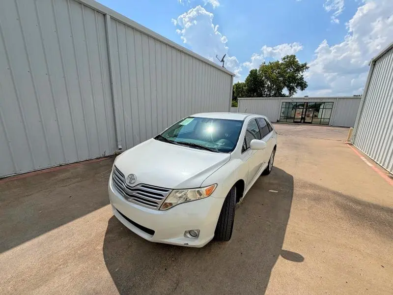 2012 TOYOTA VENZA LE  