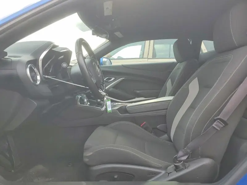 2017 CHEVROLET CAMARO LT  
