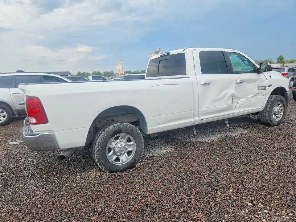 2014 RAM 2500 SLT  