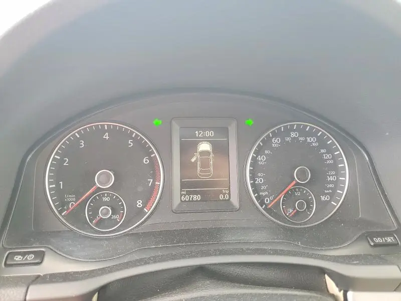 2015 VOLKSWAGEN EOS KOMFORT  