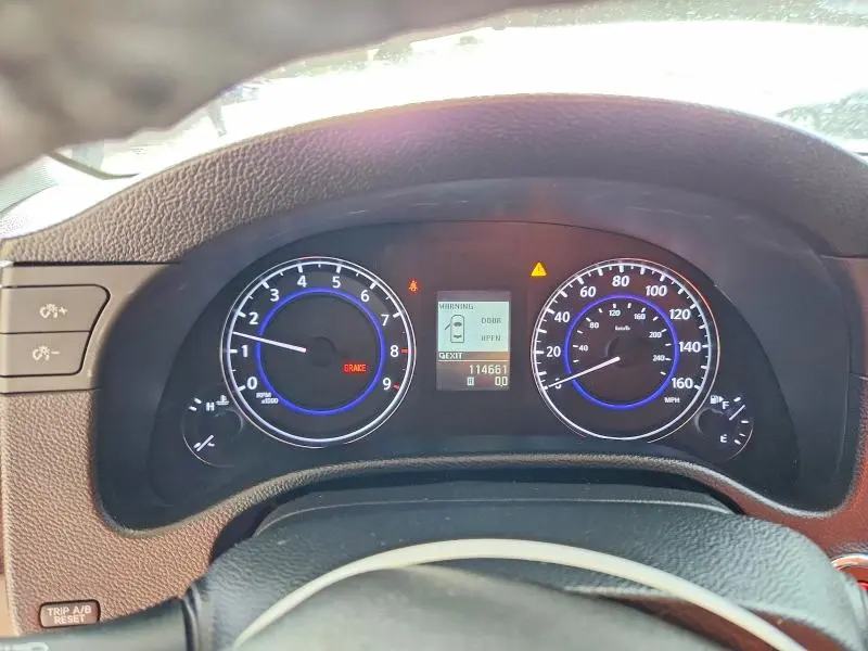 2011 INFINITI G37 BASE/SPORT  