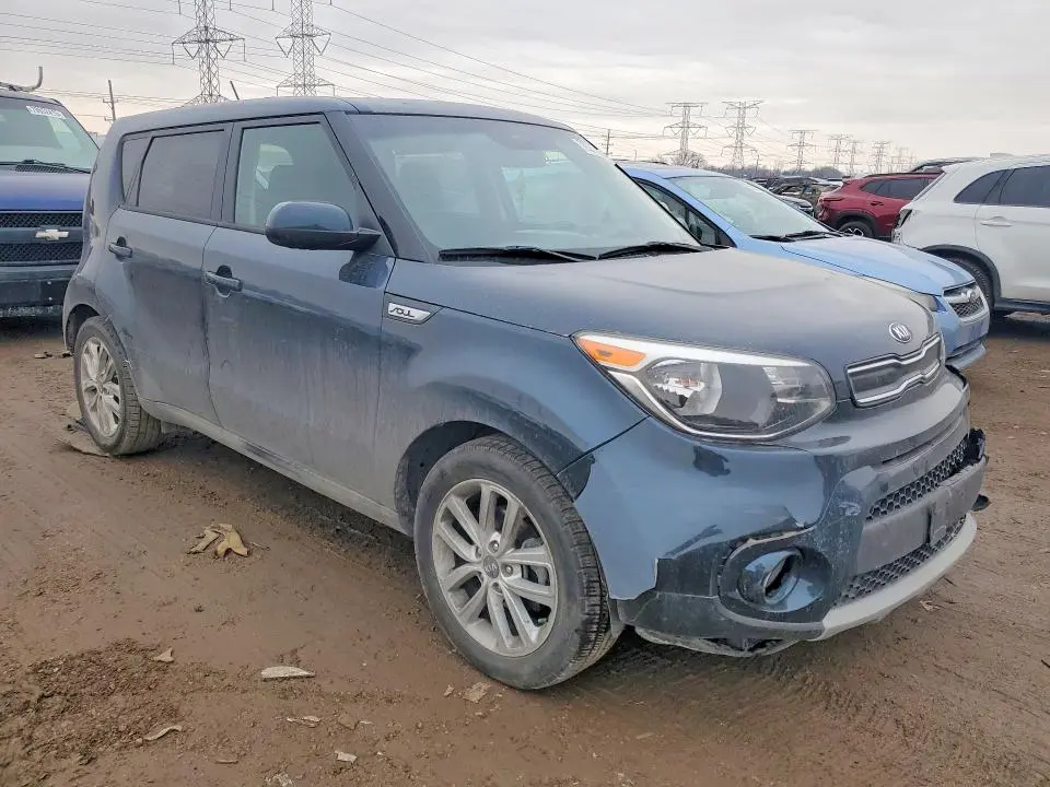 2019 KIA SOUL +  