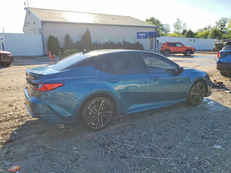 2025 TOYOTA CAMRY XSE  