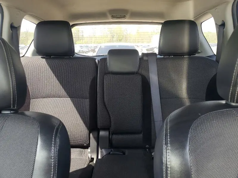 2011 MITSUBISHI OUTLANDER SE  