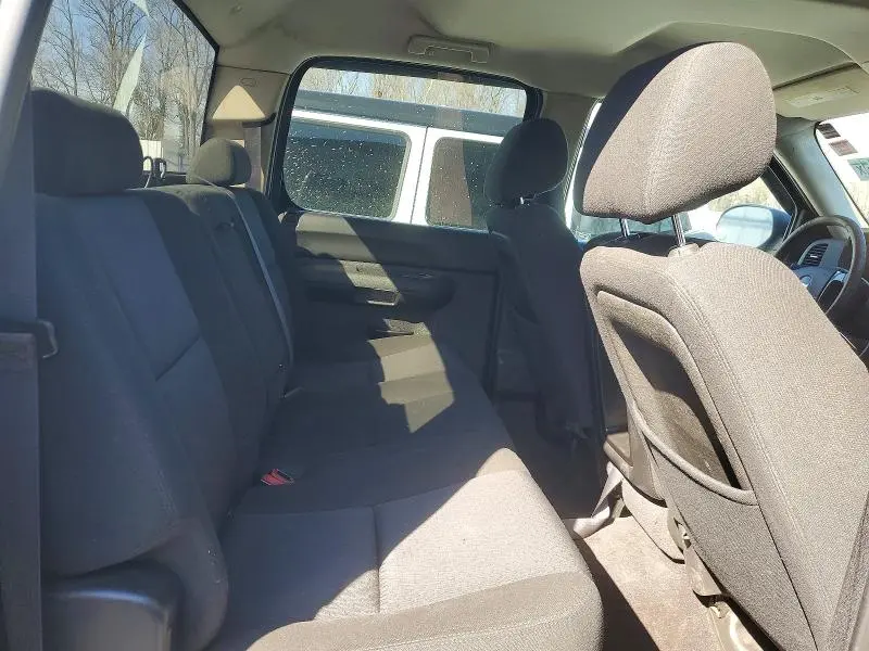 2011 CHEVROLET SILVERADO K1500 LS  