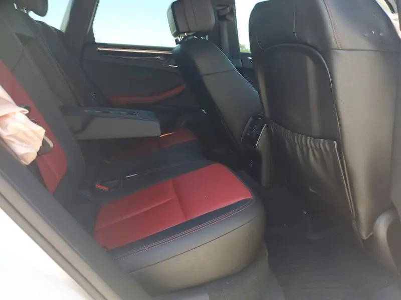 2020 PORSCHE MACAN   