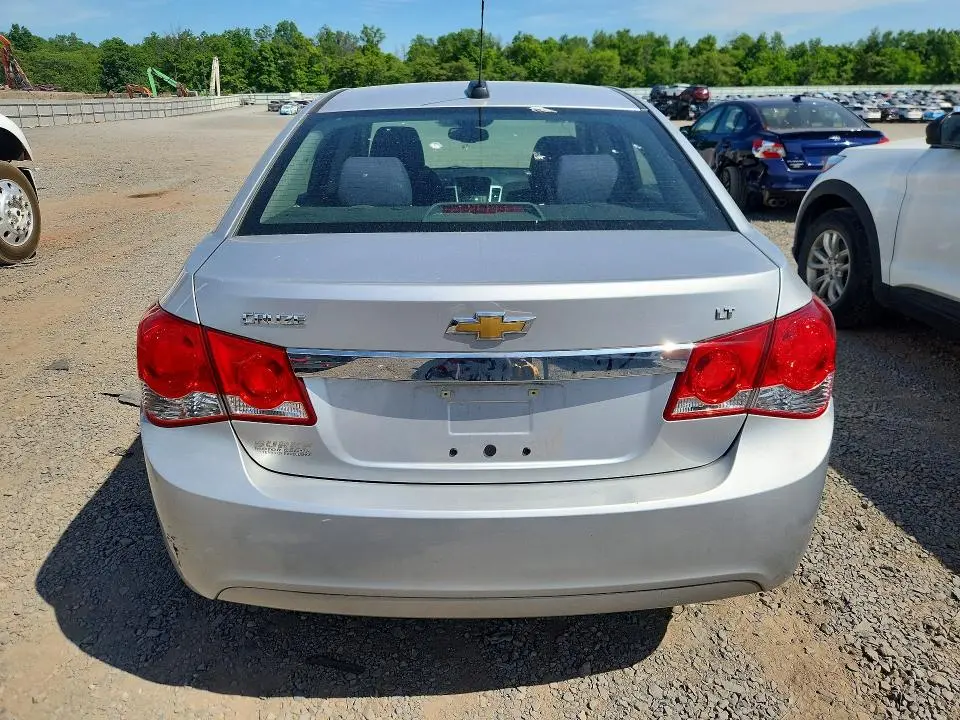 2015 CHEVROLET CRUZE LT  