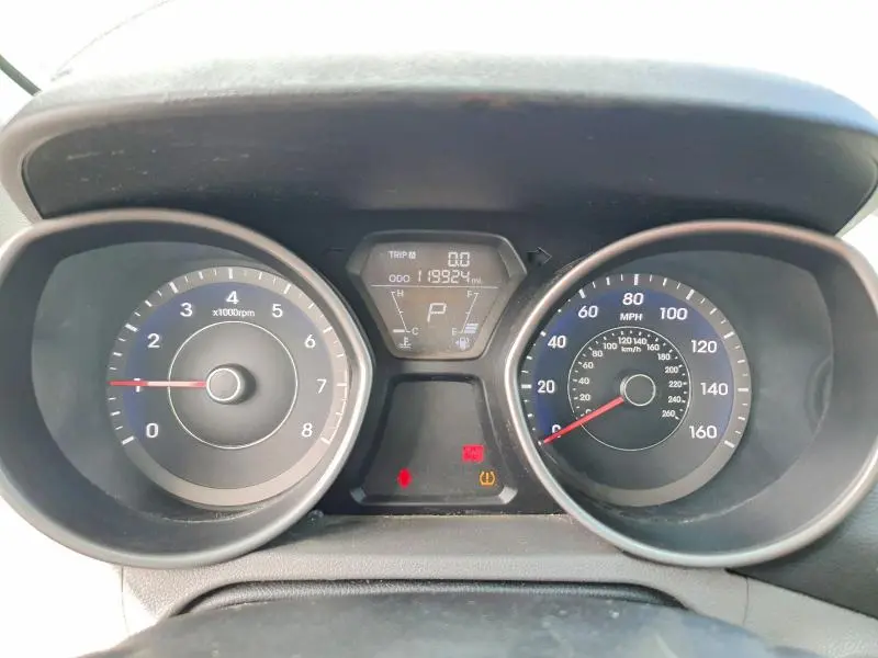 2012 HYUNDAI ELANTRA LIMITED  