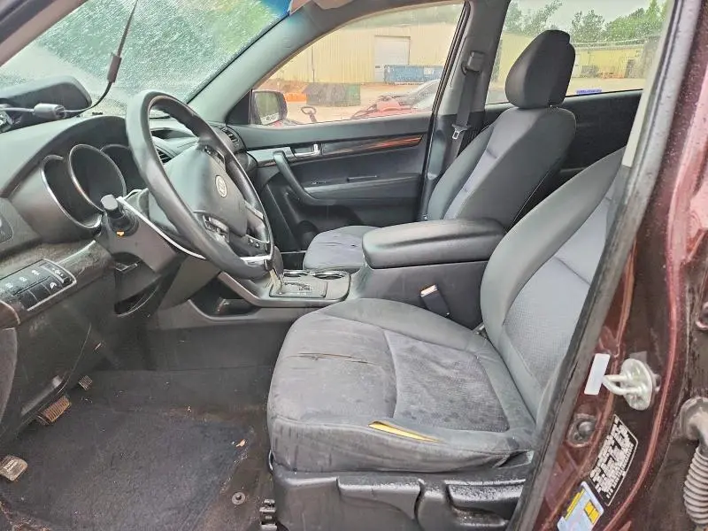 2012 KIA SORENTO LX  