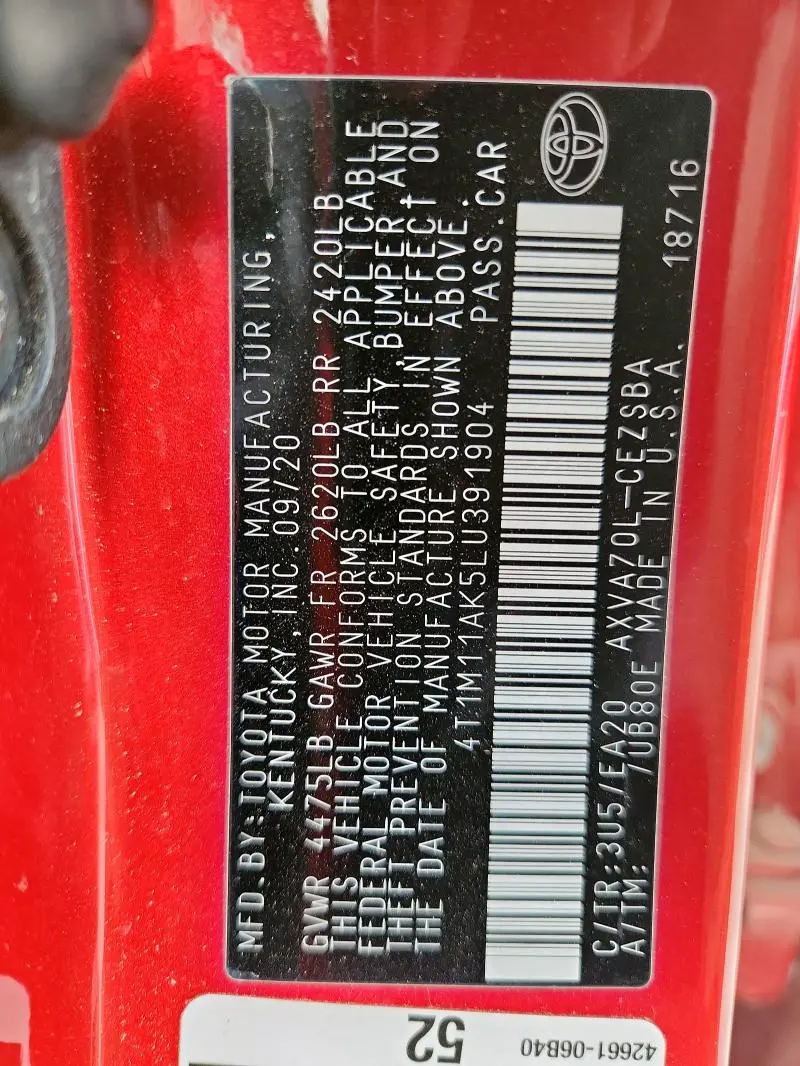 2020 TOYOTA CAMRY SE  