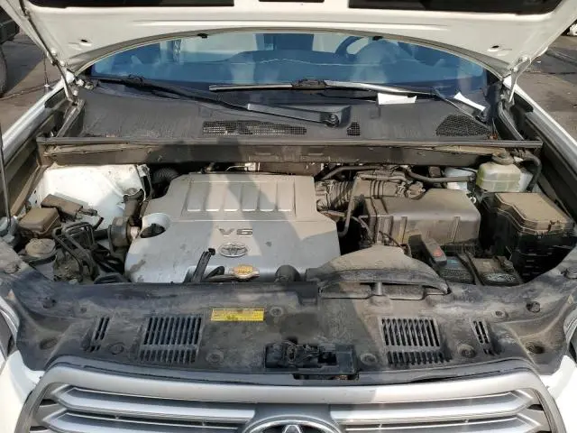 2010 TOYOTA HIGHLANDER   