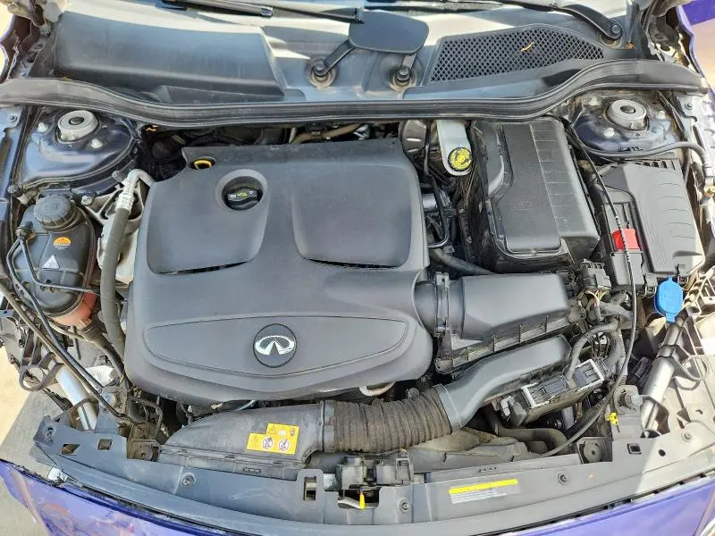 2018 INFINITI QX30 SPORT  