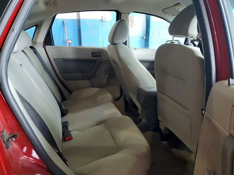 2010 FORD FOCUS S  