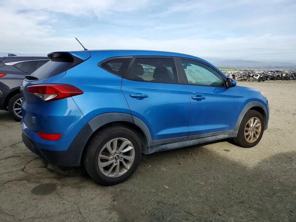 2018 HYUNDAI TUCSON SE  