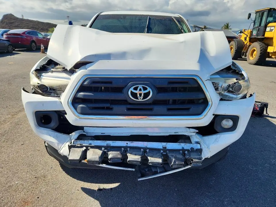 2017 TOYOTA TACOMA SR5 V6  