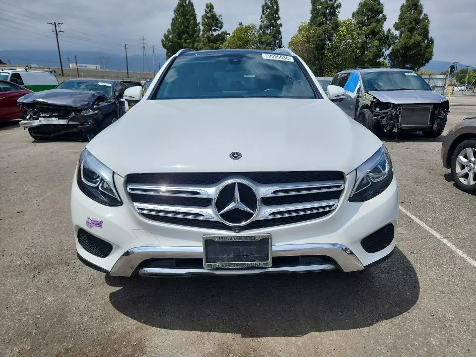 2019 MERCEDES-BENZ GLC 350E  